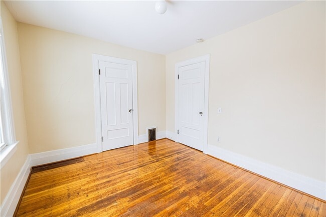 Building Photo - 297-303-303 Dartmouth St