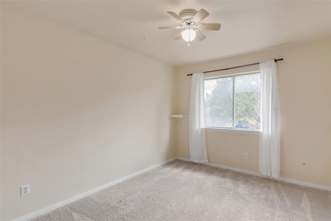 Building Photo - 12601 Duckcreek Ct