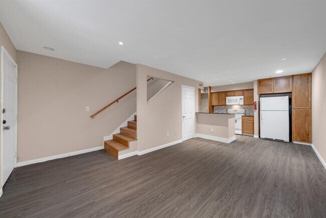 Building Photo - 2110 Wilcrest Dr