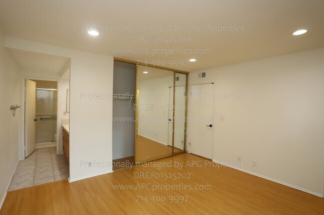 Building Photo - 8229 Woodland Dr