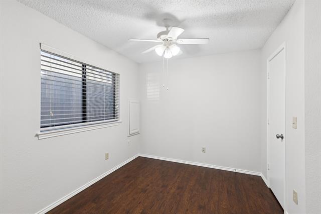 Building Photo - 2 Cedar Elm Cir