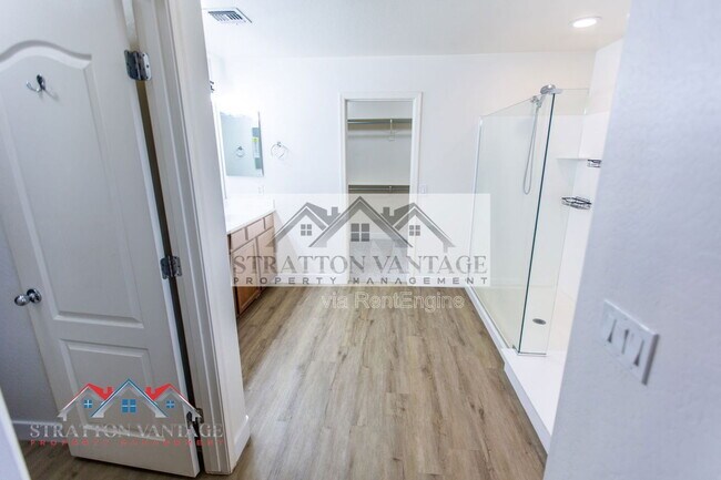 Building Photo - 23658 S 210th Pl