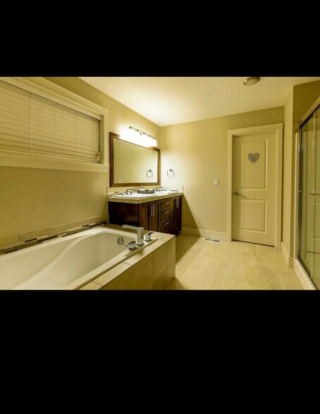 Master Bath - 2180 NW 163rd Ter
