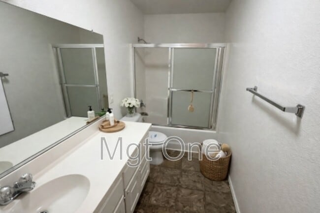 Building Photo - 7671 St Andrews Dr