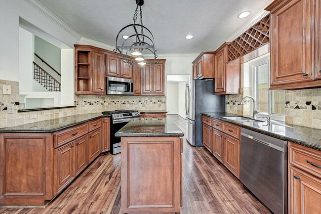 Building Photo - 15127 Trumpet Vine Ln