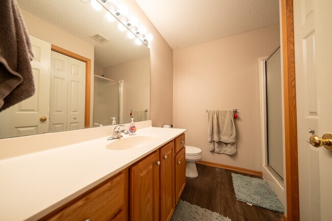 Building Photo - 8772 Coburn Ct