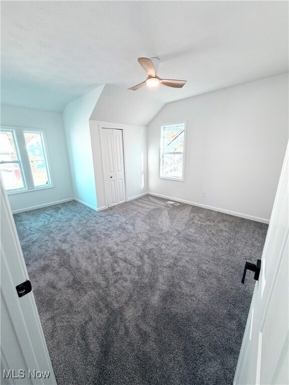 Building Photo - 10714 Greenlawn Ave