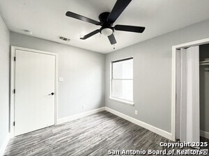 Building Photo - 7569 Windsor Oaks