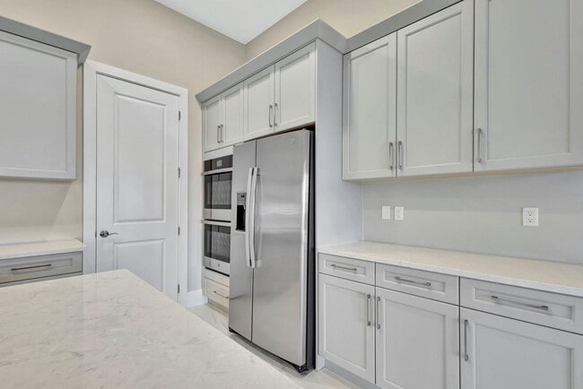 Building Photo - 11953 SW Vano Wy