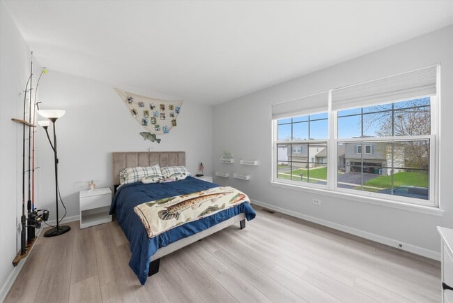 Building Photo - 2211 Carpenter Ave