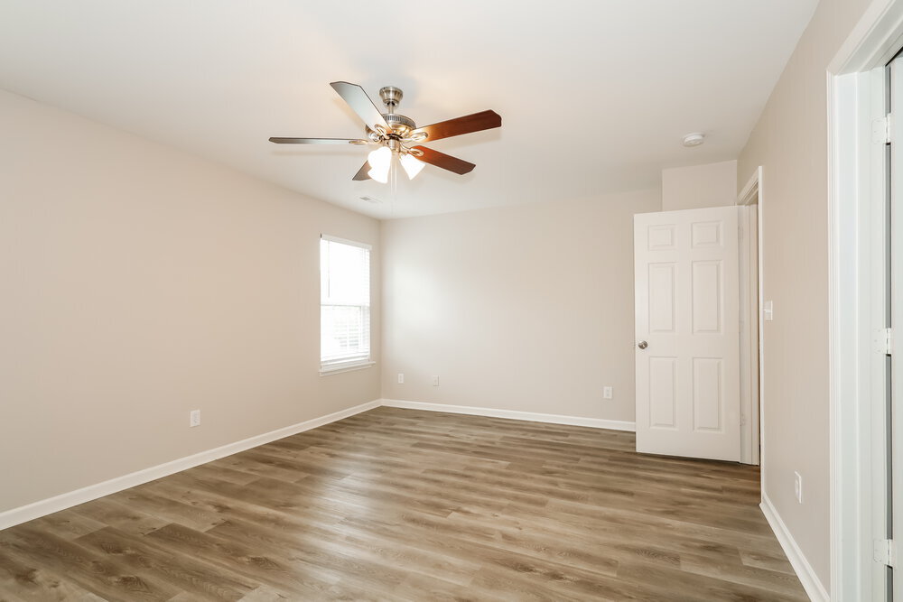 Building Photo - 14072 Singleleaf Ln