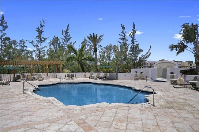 Building Photo - 19400 Turnberry Way