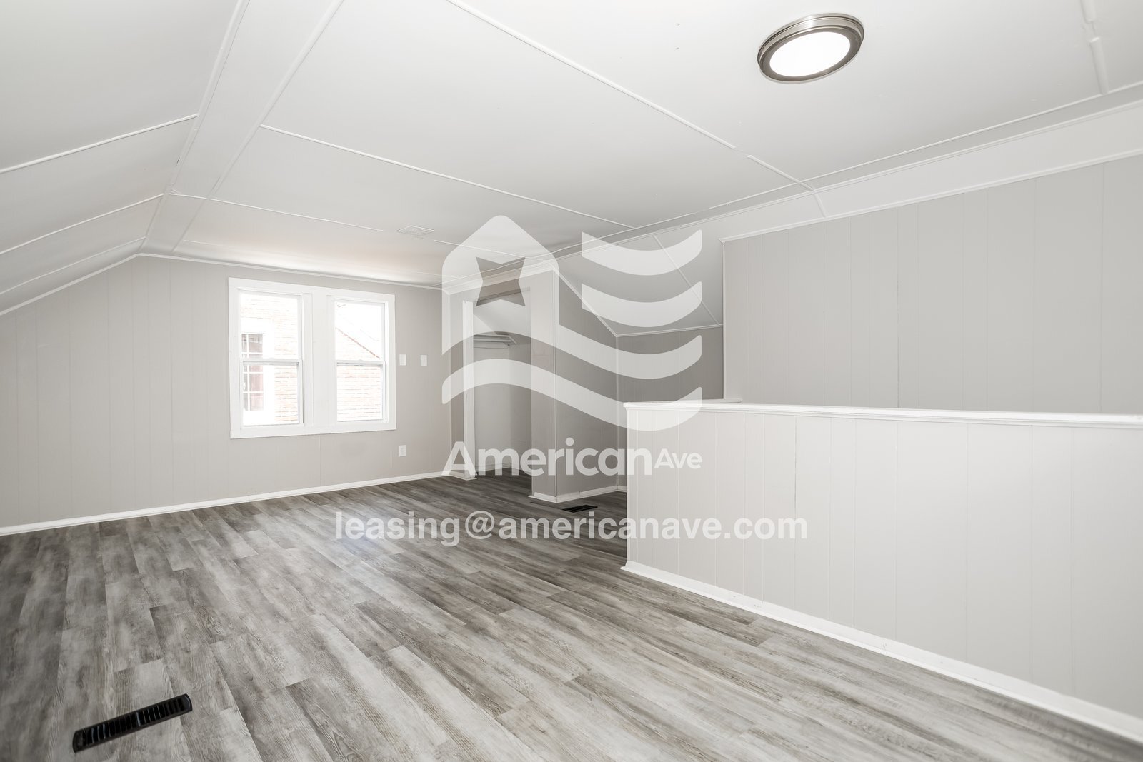 Building Photo - 16246 Fairfield St