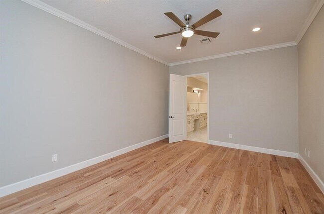 Building Photo - 15735 Tanya Cir