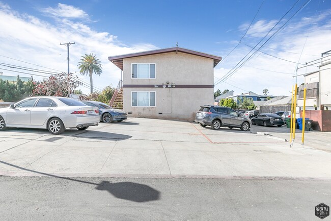 Building Photo - 313 Mildred Ave