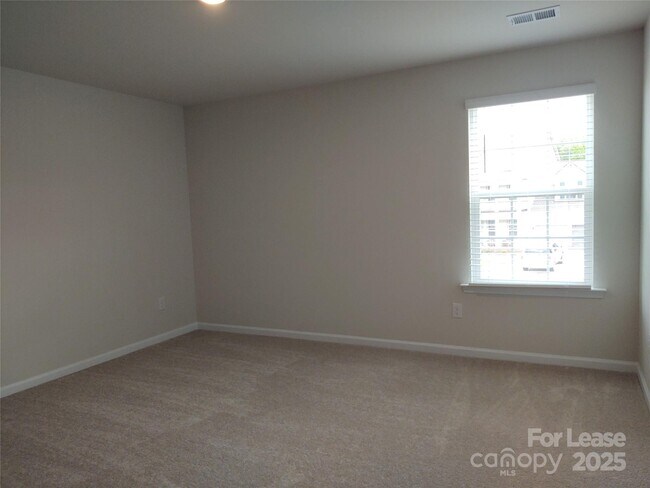 Building Photo - 4049 Whipcord Dr