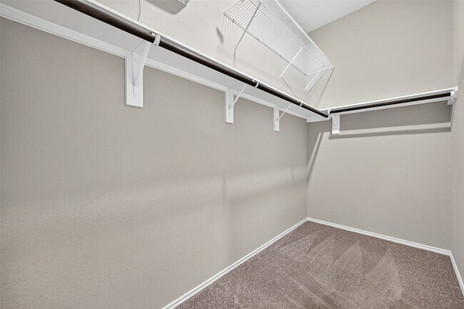 Building Photo - 6747 Scarlet Sagebrush St