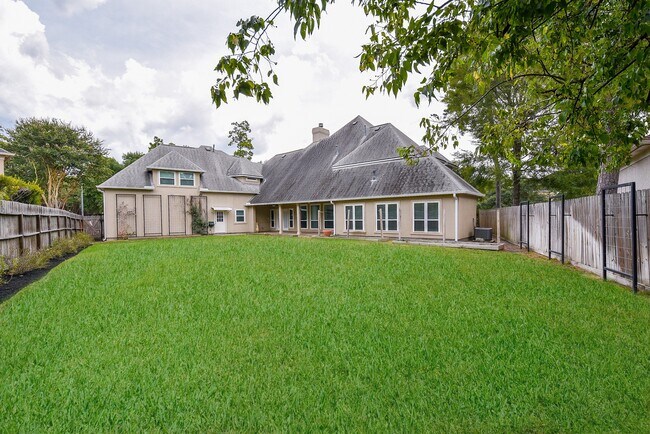 Building Photo - 15831 Conners Ace Dr
