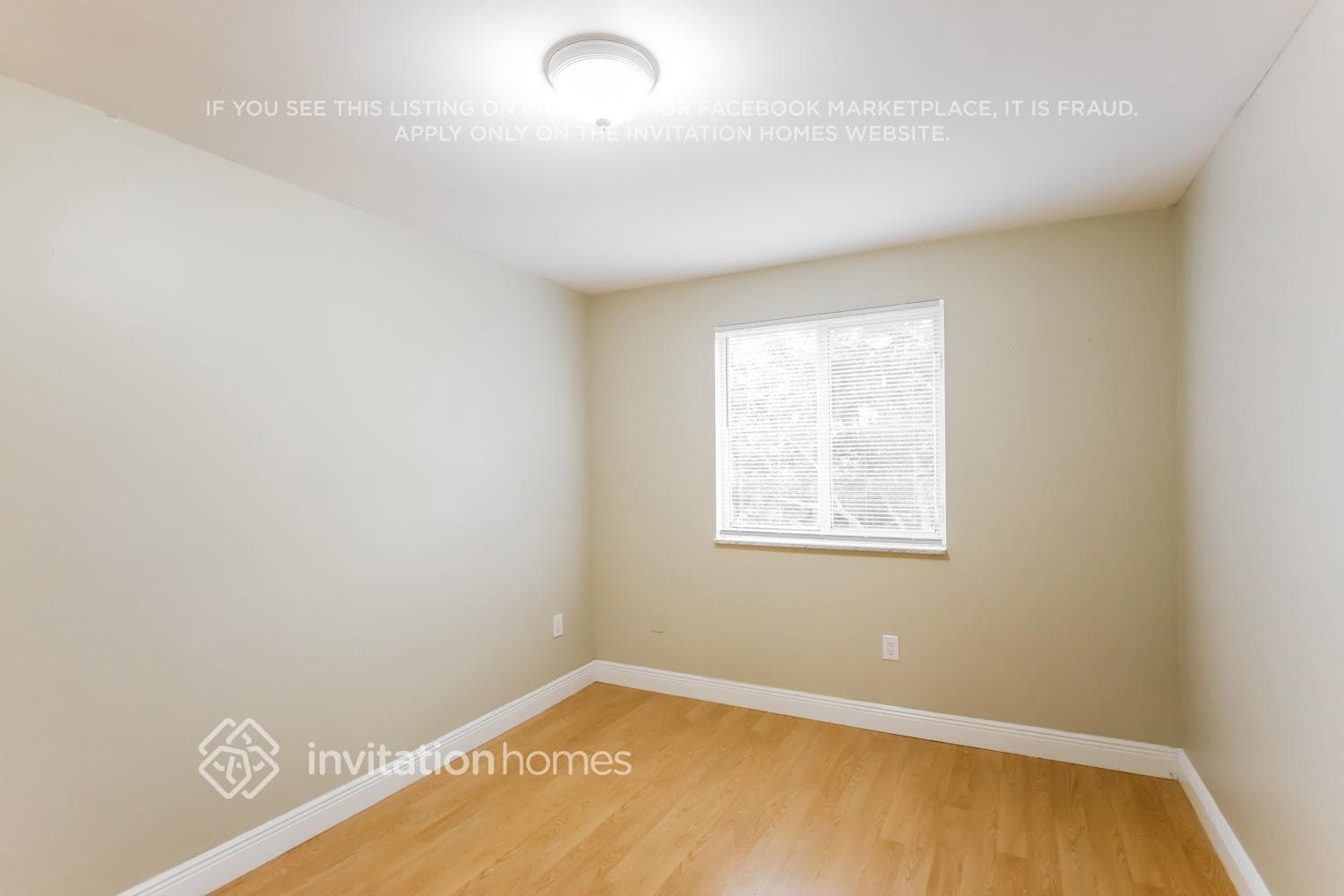 Building Photo - 7663 N Southwood Cir