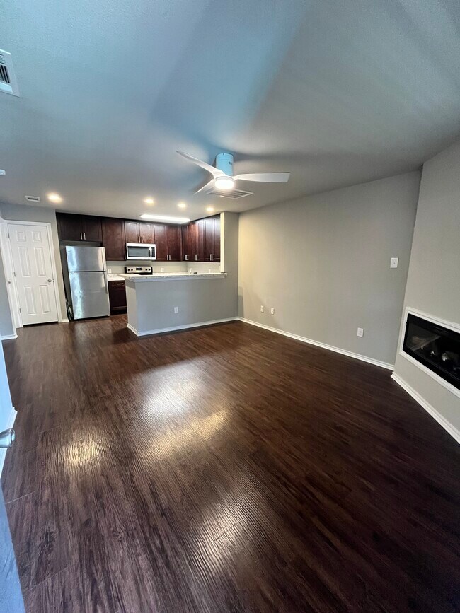 Building Photo - 6108 Abrams Rd