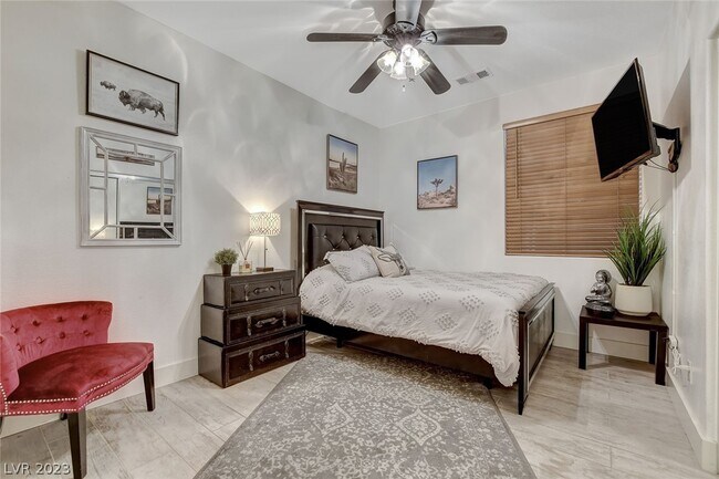 Building Photo - 5783 Tuscan Hill Ct