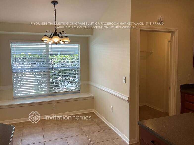 Building Photo - 13201 Old Florida Cir