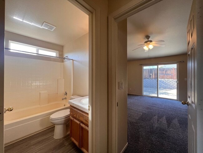 Building Photo - Great 3 bedroom Fernley home located in th...