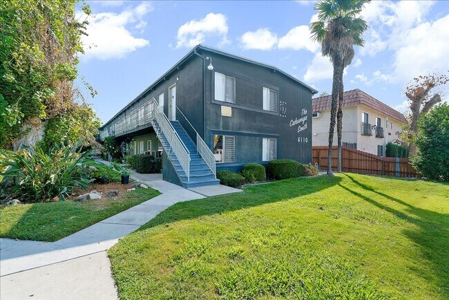 Building Photo - 6110 Cahuenga Blvd
