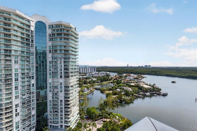 Building Photo - 300 Sunny Isles Blvd
