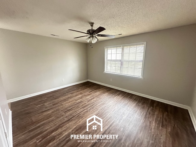 Building Photo - 4505 Stony Point Dr