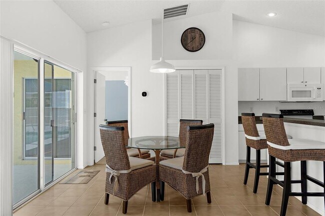 Building Photo - 4515 50th Dr W