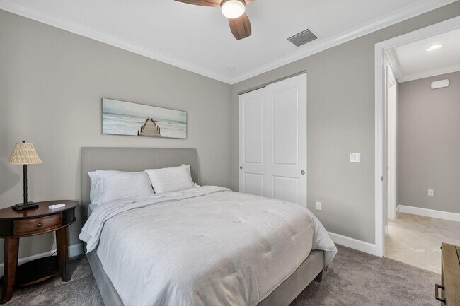 Building Photo - 12447 SW Blue Mangrove Pkwy