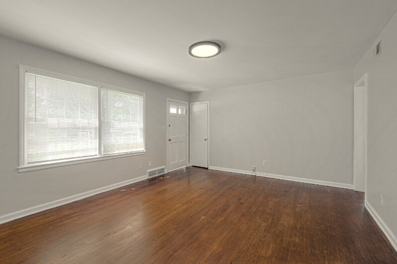 Building Photo - 434 W 88 St