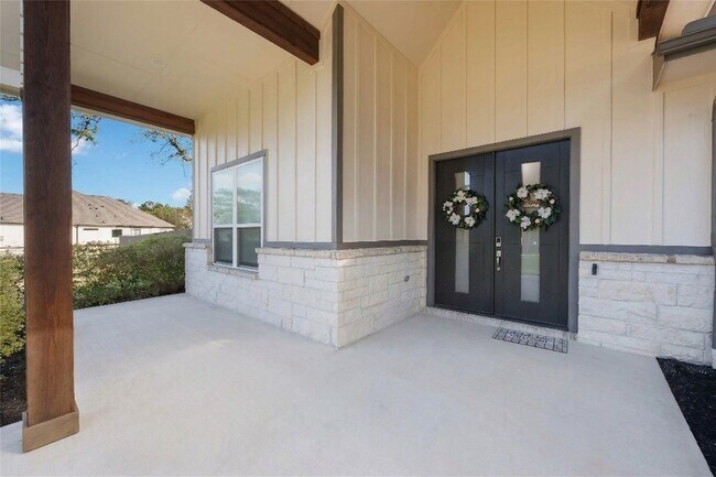 Building Photo - 33510 Walnut Crossing