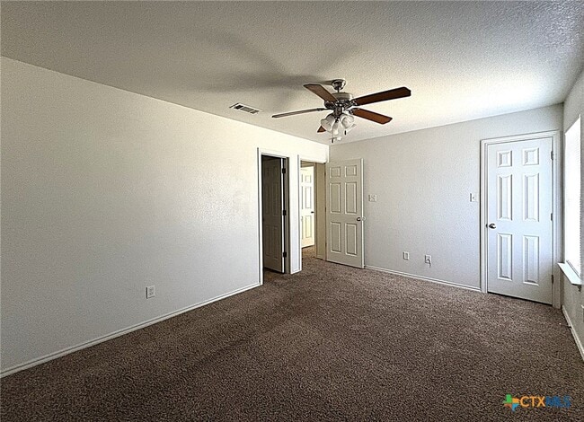 Building Photo - 2812 Ashley Dr