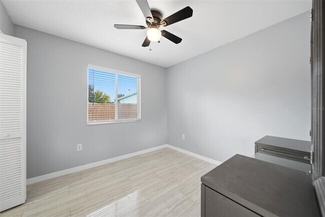 Building Photo - 8334 Crosswicks Dr
