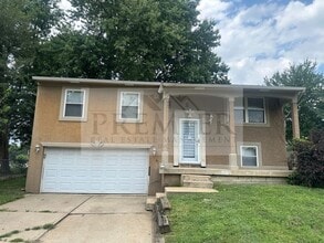 Building Photo - 730 N Aztec Dr