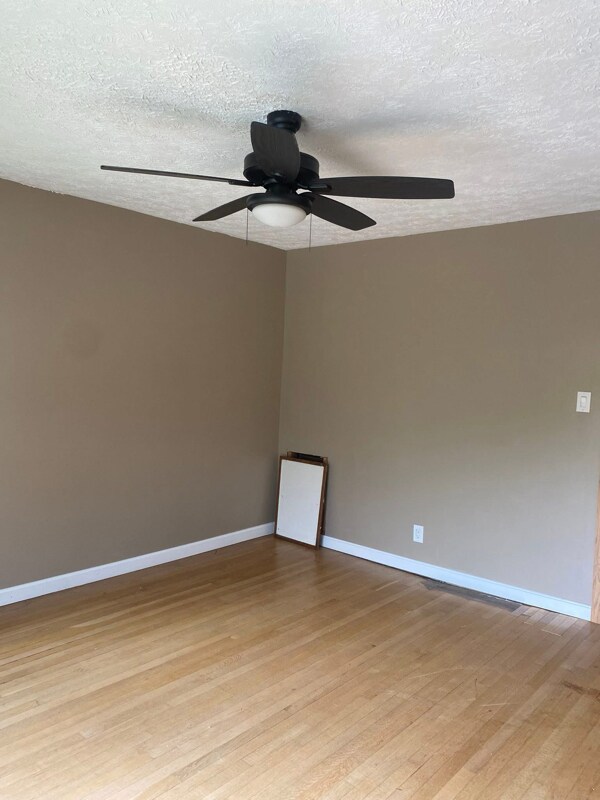 Building Photo - 1703 Skyline Heights