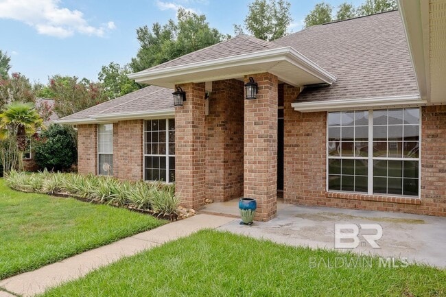 Building Photo - 157 Pemberton Loop