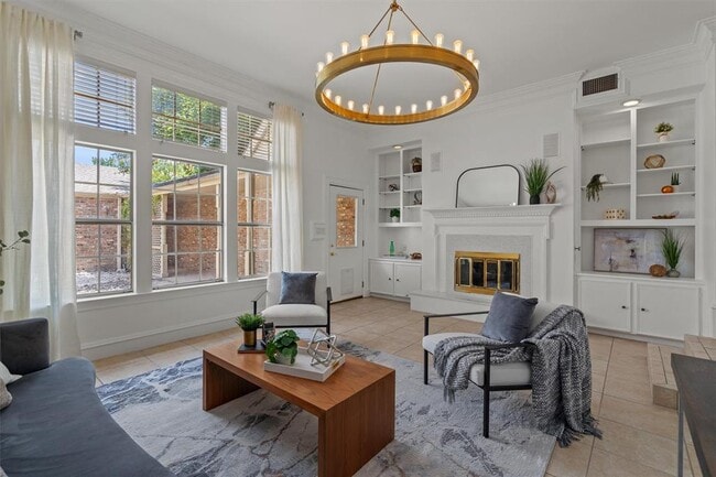 Building Photo - 506 W 33rd St
