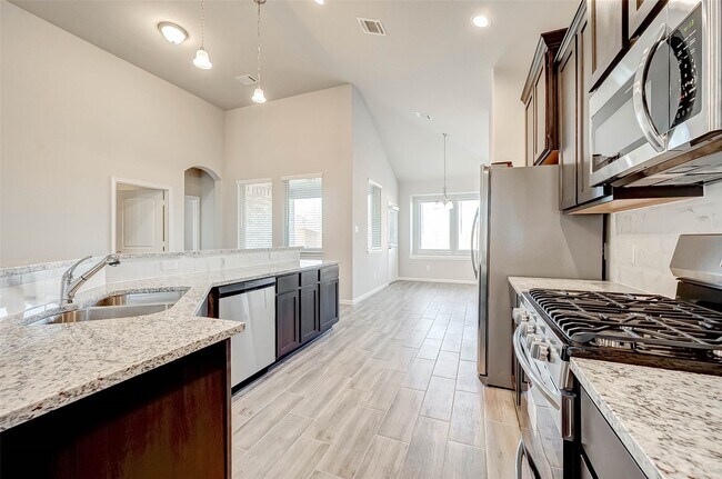 Building Photo - 6110 Scott Way