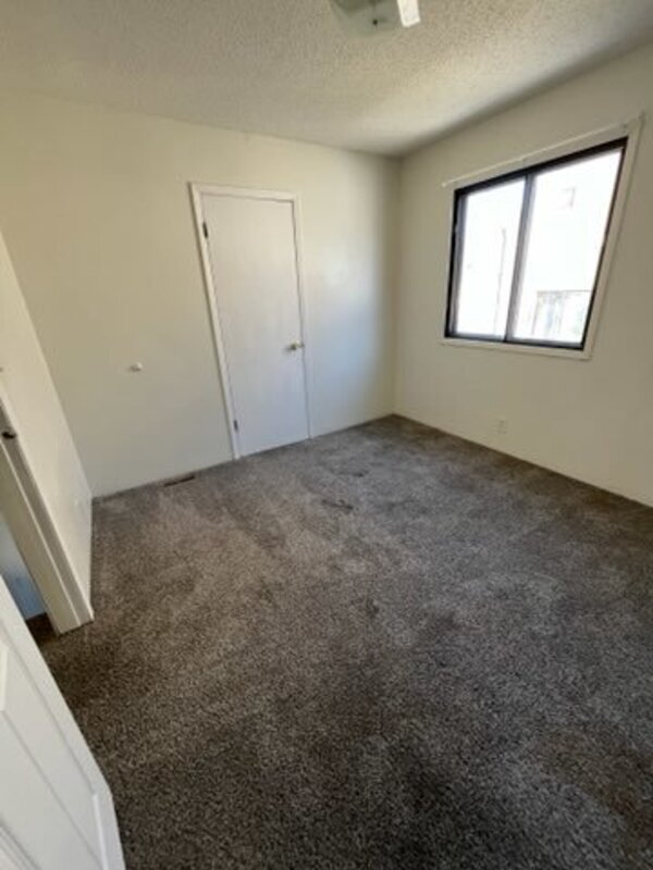 Building Photo - 122 Mckinley Ave
