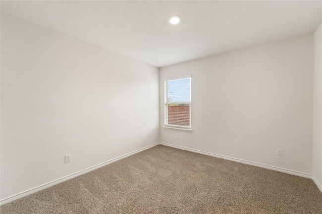 Building Photo - 745 John Adams Ct