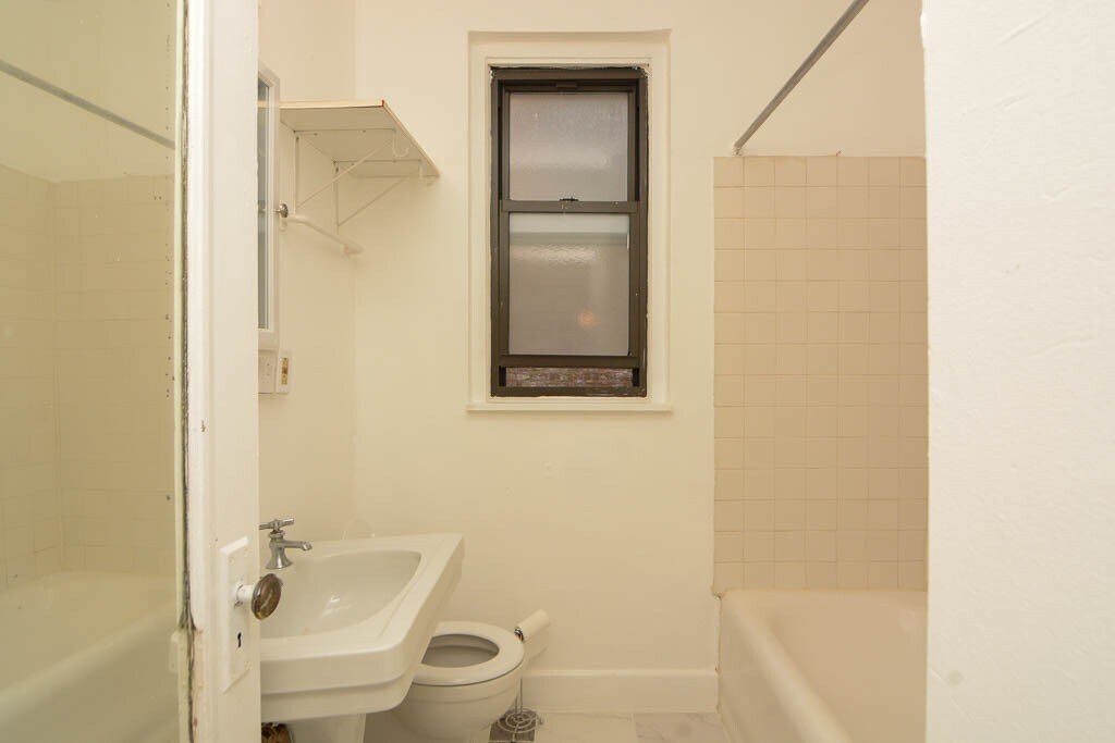 Building Photo - 3836 N Fremont St