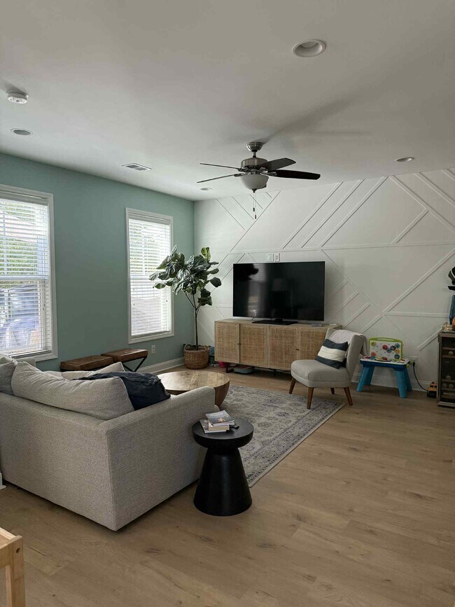 Building Photo - 2147 Oyster Reef Ln