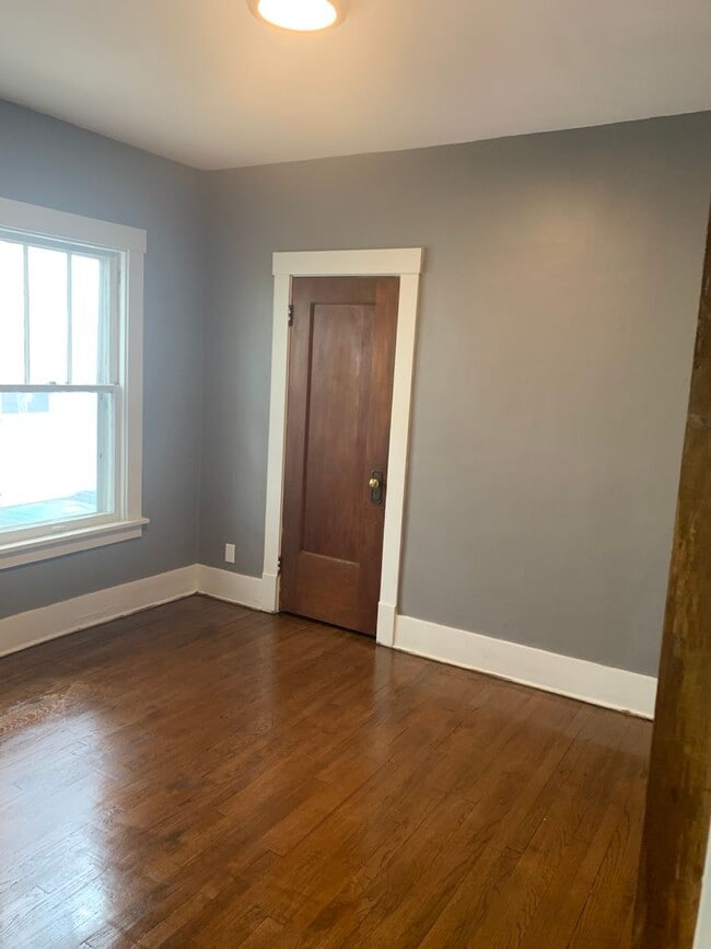 Building Photo - Spacious Updated Minne Lusa 3BR with Lots ...