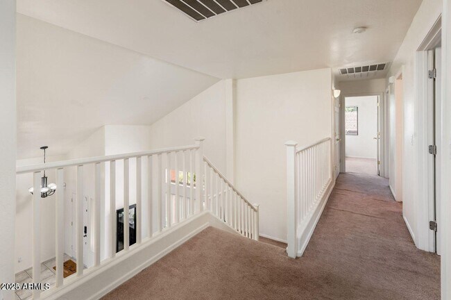 Building Photo - 13604 W Rovey Ave