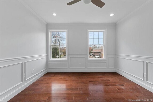 Building Photo - 1091 Whalley Ave