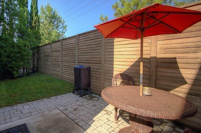 Building Photo - 1246 Glenwood Canyon Ln