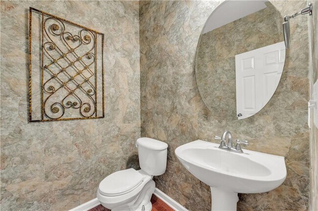 Building Photo - 501 Grove Field Ct NW